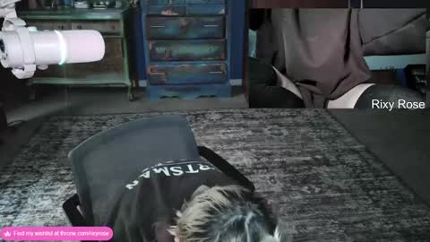 RixyRose online show from November 3, 2025, 2:18 pm