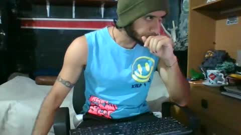 Snapshot of trizquelmen chatting on January 9, 2025, 12:09 pm Andrew online show from January 9, 2025, 12:09 pm