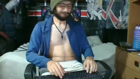 Snapshot of trizquelmen chatting on February 14, 2025, 3:58 pm Andrew online show from February 14, 2025, 3:58 pm