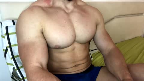 Troncq online show from November 4, 2025, 9:41 am