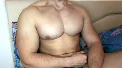 Troncq online show from February 11, 2026, 5:40 pm