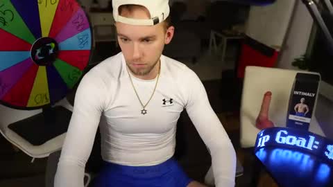 Troy Green online show from February 1, 2025, 4:03 am