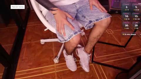 Snapshot of troy_rouge chatting on November 19, 2025, 7:25 pm Troy online show from November 19, 2025, 7:25 pm