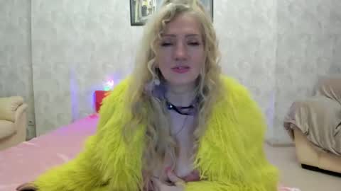 Snapshot of truefoxyyy chatting on April 24, 2026, 4:42 pm Fox online show from April 24, 2026, 4:42 pm
