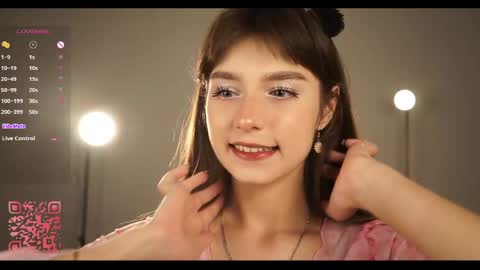 Snapshot of truegrace chatting on May 24, 2026, 11:10 pm Grace online show from May 24, 2026, 11:10 pm