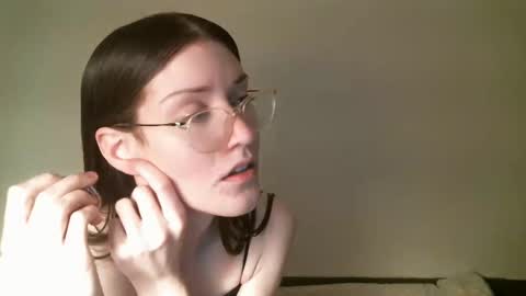 Elisabeth online show from March 8, 2025, 8:55 am