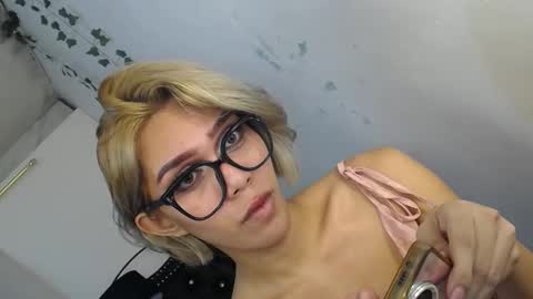 Snapshot of ts_tatiana chatting on September 16, 2025, 7:31 am billie online show from September 16, 2025, 7:31 am