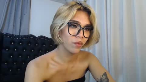 Snapshot of ts_tatiana chatting on October 16, 2025, 11:28 pm billie online show from October 16, 2025, 11:28 pm