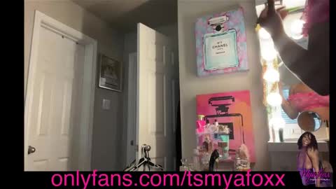 tsfoxx online show from December 31, 2024, 7:07 pm