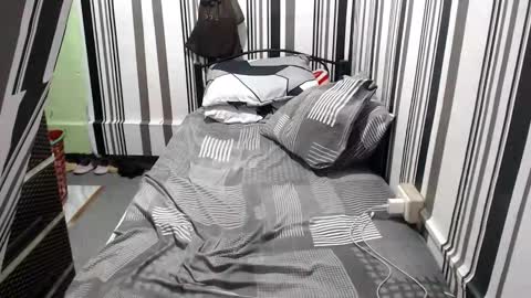 tsjussy online show from October 18, 2025, 4:30 pm