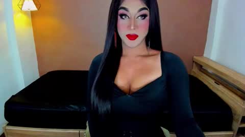 Snapshot of tsmamahmerslove chatting on March 9, 2026, 8:24 pm Nicoleeee online show from March 9, 2026, 8:24 pm