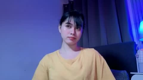 Bella Ratbu online show from December 1, 2025, 2:22 pm