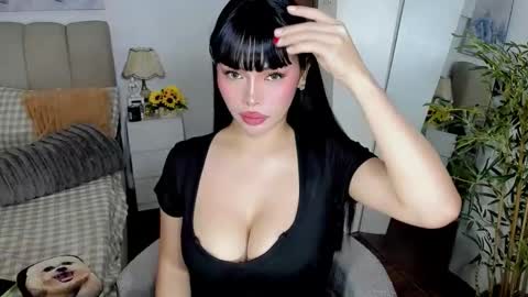 Graciella online show from April 19, 2026, 8:13 am