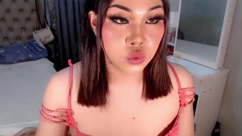 Snapshot of tsscarlett_xx chatting on June 1, 2026, 1:35 pm jayvie online show from June 1, 2026, 1:35 pm