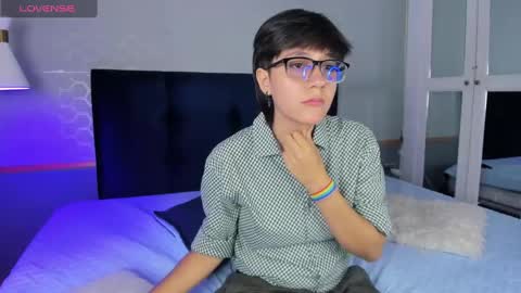 Maru online show from September 17, 2025, 8:54 pm