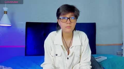 Maru online show from November 3, 2025, 8:21 pm