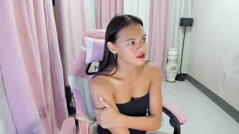 tsuncutmargauxx online show from January 29, 2025, 7:46 am