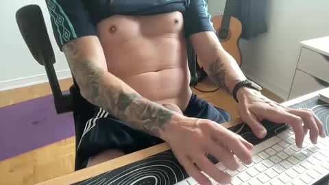 TT Boy2000 online show from September 10, 2025, 3:23 pm