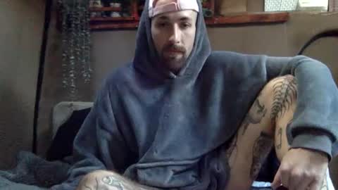 Tuhands online show from January 21, 2025, 2:15 pm