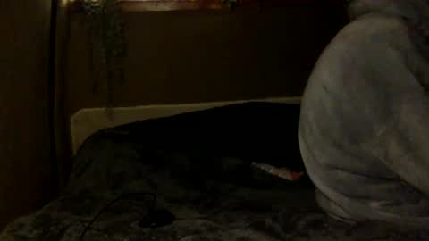 Tuhands online show from February 6, 2025, 6:02 pm