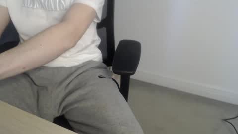 Ollie J online show from February 18, 2025, 9:43 am