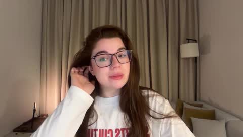 Snapshot of tutti_frutti_ chatting on March 20, 2026, 9:19 pm Ariana online show from March 20, 2026, 9:19 pm