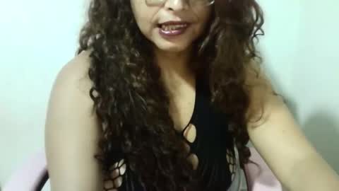 tuzusy online show from January 28, 2025, 2:43 am