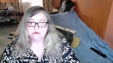 Lana online show from February 26, 2025, 1:53 am