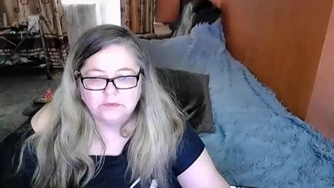 Lana online show from February 28, 2025, 5:48 am