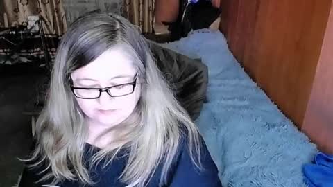 Lana online show from February 28, 2025, 11:45 pm