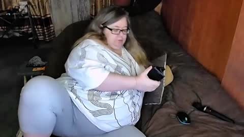 Lana online show from March 2, 2025, 11:53 pm