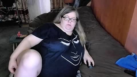 Lana online show from March 6, 2025, 7:25 am