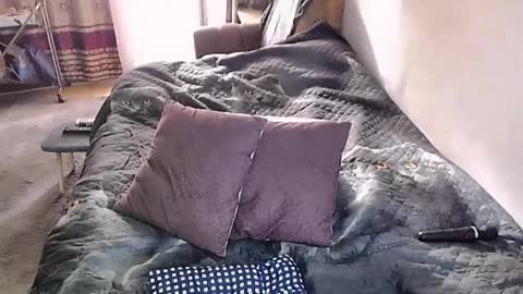 Lana online show from November 3, 2025, 4:03 am