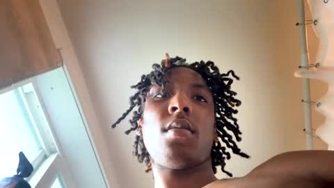 twan810 online show from April 22, 2026, 1:56 pm