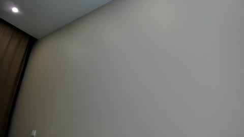 new hot online show from December 15, 2025, 5:34 am