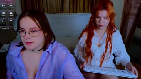 twicehearts online show from November 19, 2025, 11:21 am