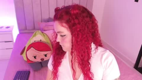 Twiggy online show from June 5, 2026, 6:52 am