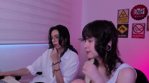 Eve  Lili online show from February 23, 2026, 10:29 pm