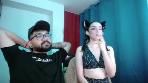 TwinFlamesXX online show from April 1, 2026, 2:34 am