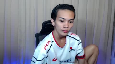 Snapshot of twink_clint chatting on February 27, 2025, 9:54 am twink_clint online show from February 27, 2025, 9:54 am