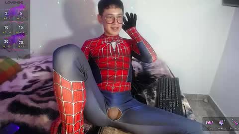 Snapshot of twink_daren chatting on February 28, 2025, 10:50 pm Mr Daren online show from February 28, 2025, 10:50 pm