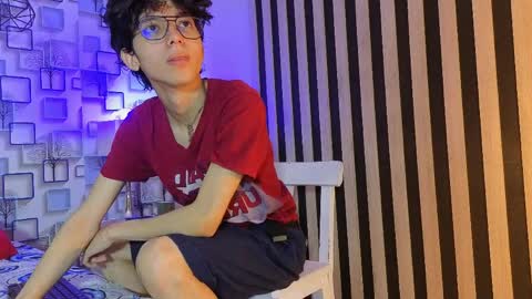 Sebastin online show from April 9, 2026, 12:10 pm