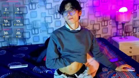 Sebastin online show from April 24, 2026, 12:18 pm