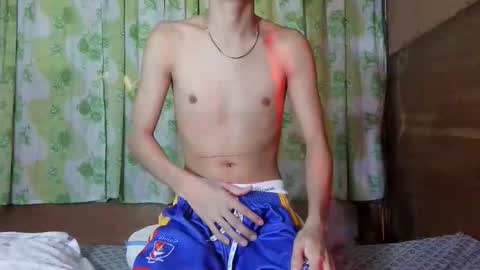 twinkbaby_yuno online show from June 9, 2026, 8:31 pm