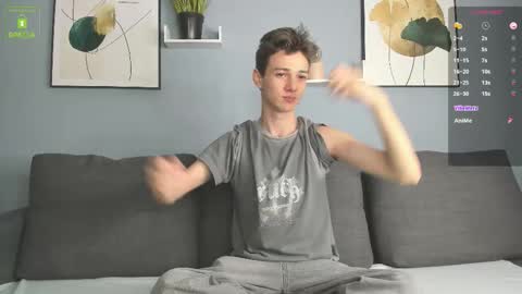 Snapshot of twinkguy_slim chatting on September 8, 2025, 4:28 pm Viego Pattel online show from September 8, 2025, 4:28 pm