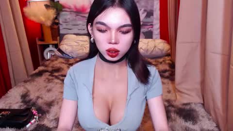 twinktransshanel online show from November 5, 2025, 7:30 am