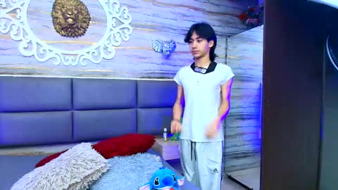 twinslovers_ online show from October 28, 2025, 12:14 am