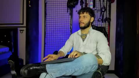 Clio  Tadeo online show from March 24, 2026, 4:06 am