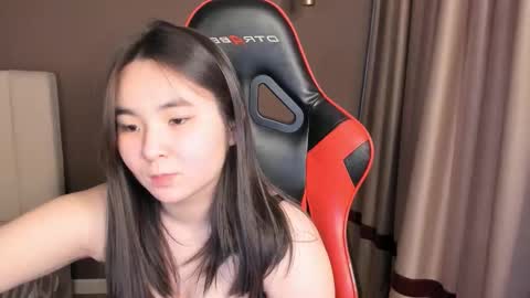 Kiki online show from March 3, 2026, 4:18 am