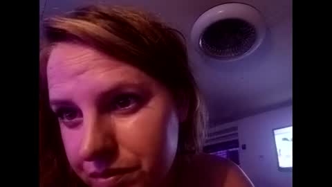 Twocrazy85 online show from March 9, 2025, 8:29 am